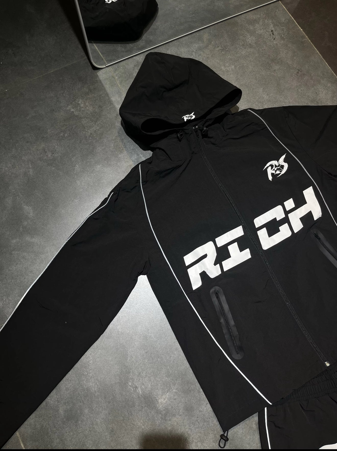 Black RS TECH TOP